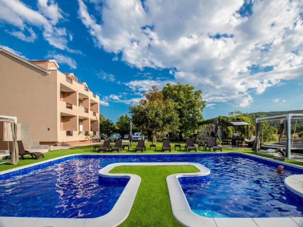 Apartments Villa Subic Kampor ภายนอก รูปภาพ